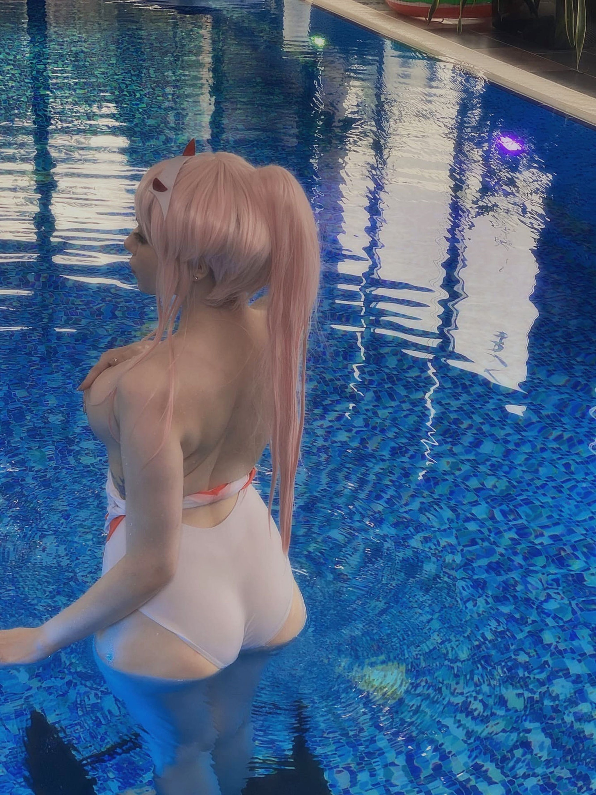 图片[1]-Alina Becker – NO.015 Darling In The Franxx. Zero Two. Swimming pool[47P]-XikXak